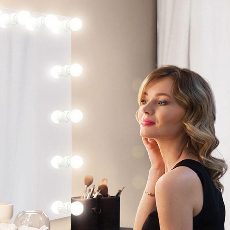 The Best Lighting for Your Makeup Mirror