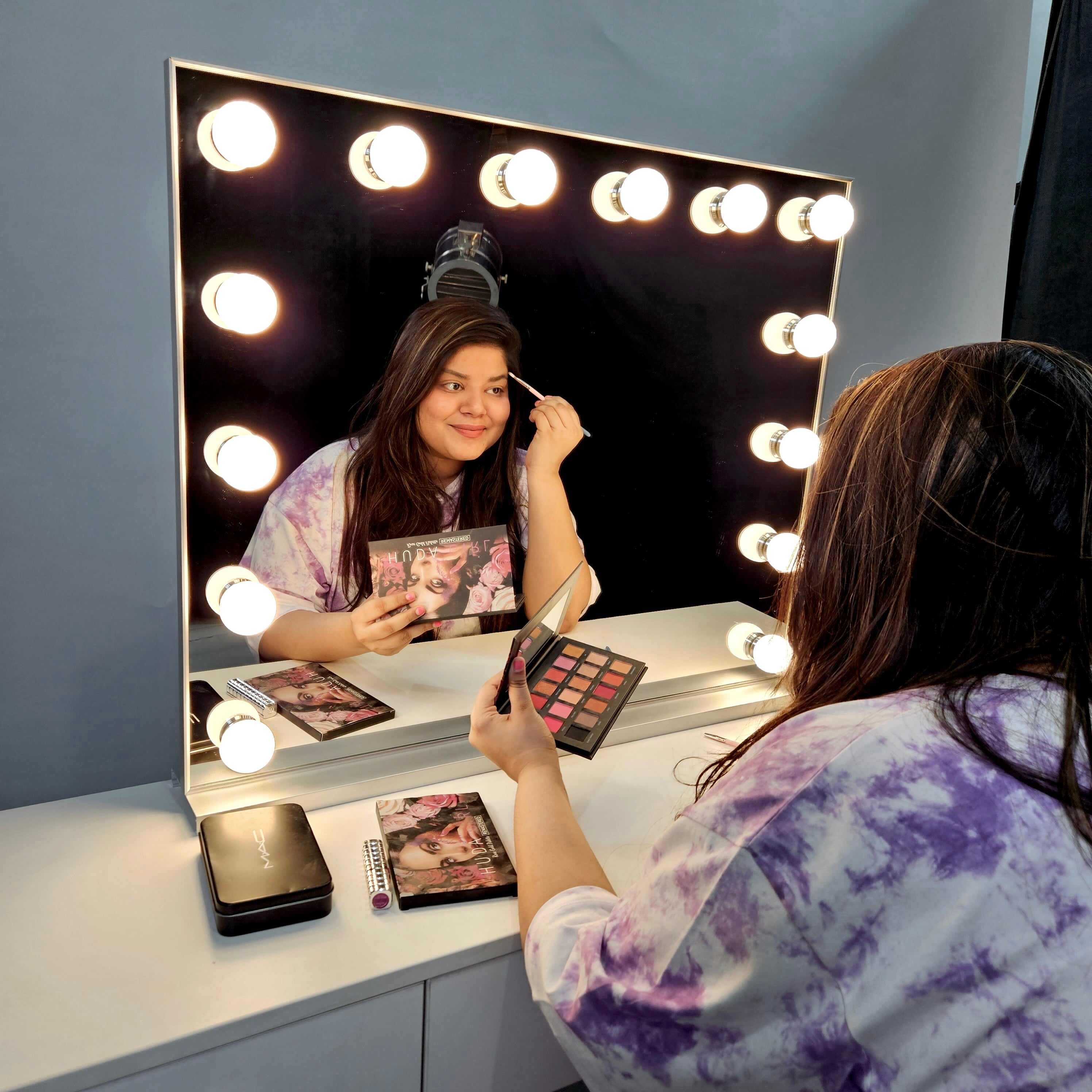 The Makeup Paradise | Makeup Vanity Dressing Table