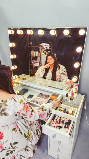 The Makeup Enchantress Mirror | Makeup Mirror with Lights