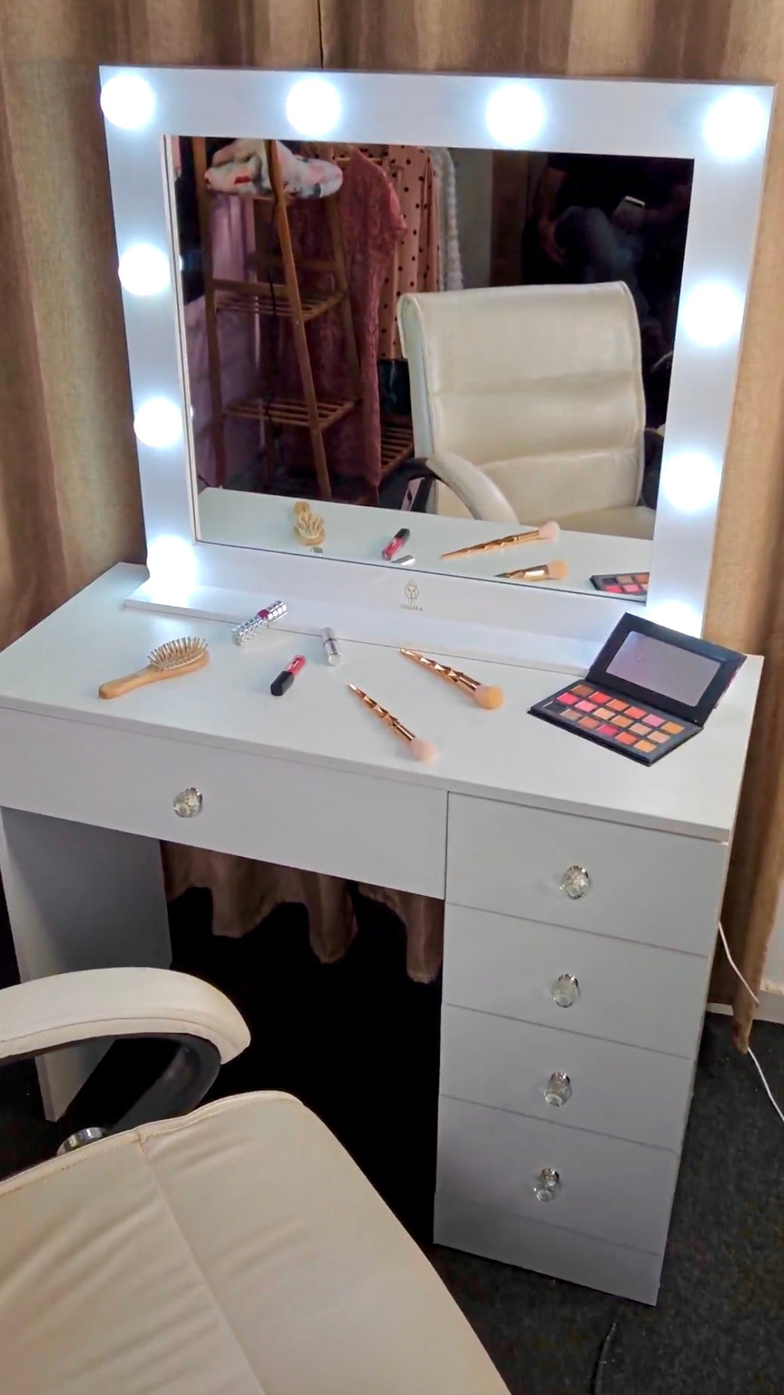 THE MAKEUP HAVEN | Makeup Vanity Dressing Table